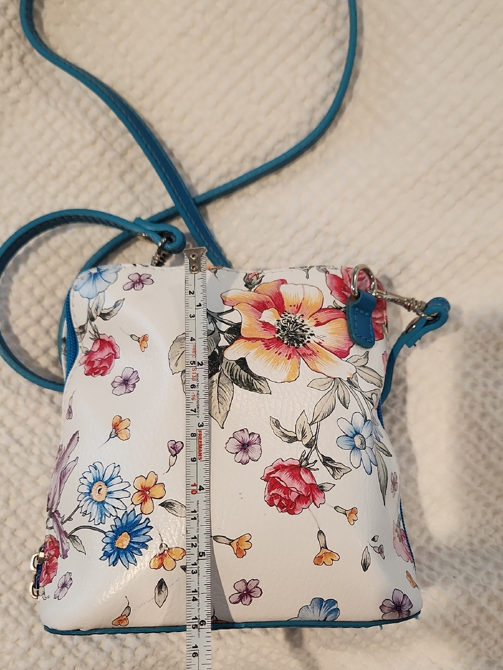 Small floral leather purse with long strap - Picture 7 of 7